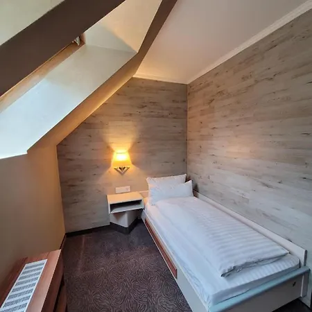 Ambiente Garni 3* Plauen